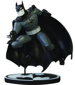 BATMAN BLACK & WHITE STATUE BRUCE TIMM