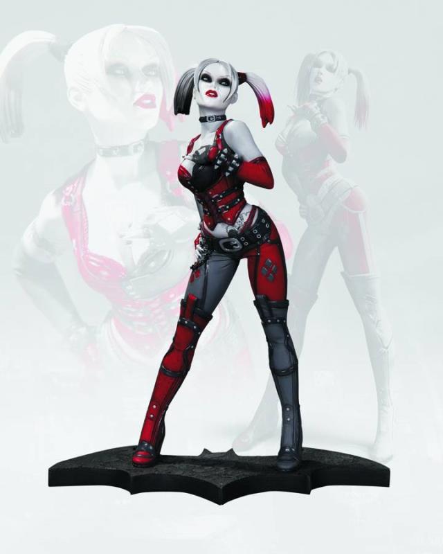 BATMAN ARKHAM CITY HARLEY QUINN STATUE