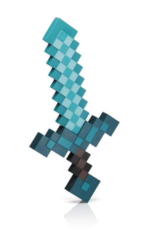 MINECRAFT DELUXE DIAMOND SWORD FOAM WEAPON